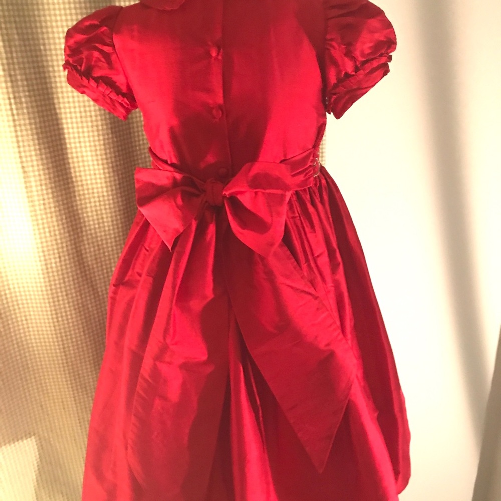 Marco & Lizzy 100%  red silk smocked Holiday Dress